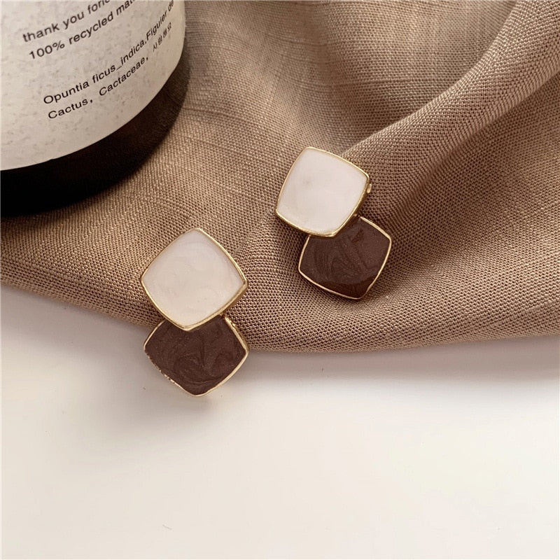 Autumn Winter New Brown Earrings Vintage Matte drop Earrings for women Metal Fashion Statement Dangle Earring 2024 Trend Jewelry