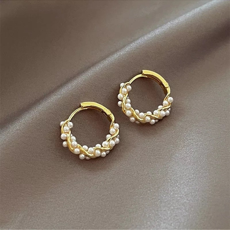 2024 Korean New Simple Temperament Circle Pearl Earrings Fashion Small Versatile Earrings  Jewelry