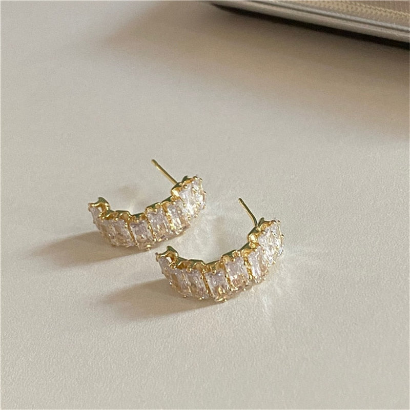 2024 Korean New Simple Temperament Circle Pearl Earrings Fashion Small Versatile Earrings  Jewelry